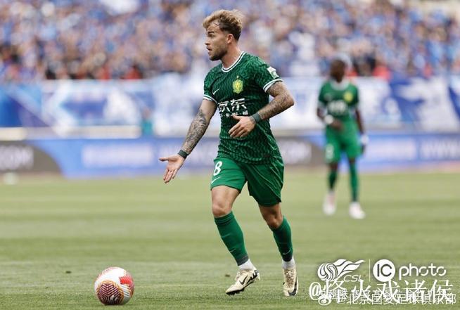 法比奥倒钩破门 北京国安客场1球力克武汉三镇 法比奥倒钩破门 北京国安客场1球力克武汉三镇