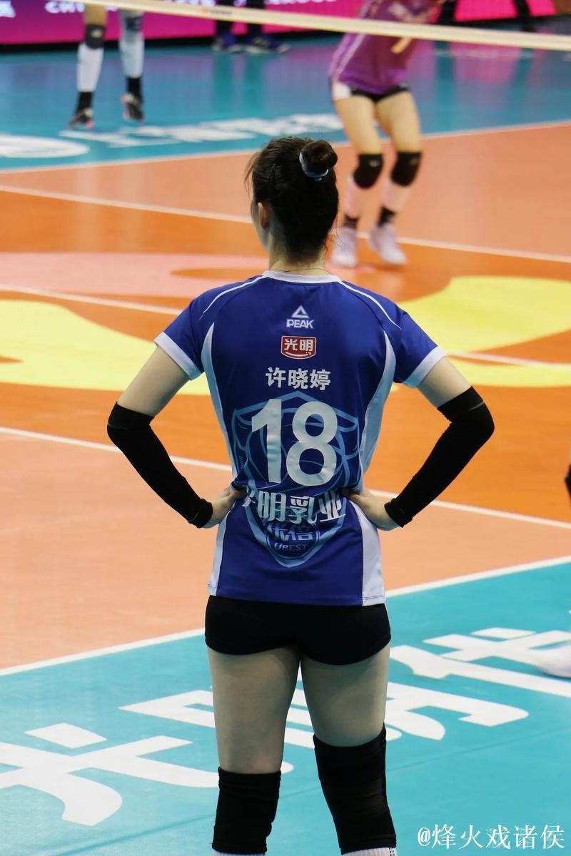 许晓婷拉胯 但她站了出来！或成上海女排新主力二传